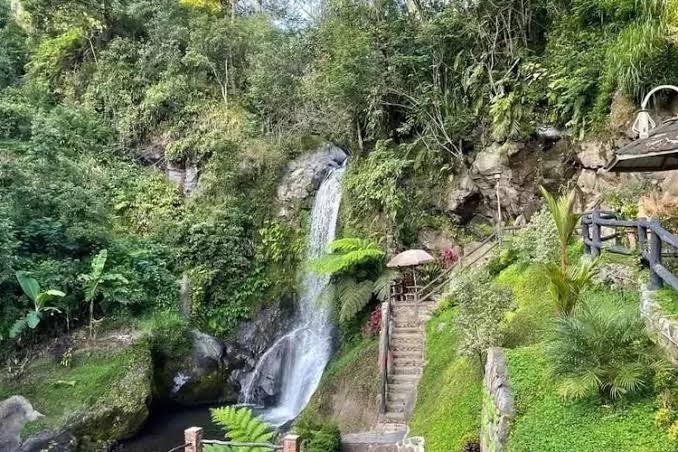 "Curug Serwiti Tegal: Surga Tersembunyi dengan Keindahan Alam yang Memikat"